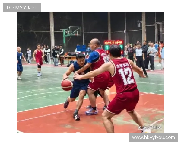 篮板技巧全面解析：提升篮球比赛中抢篮板的关键策略与训练方法